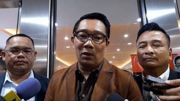 犯罪捜査ユニット（バレスクリム）は本日、名誉毀損報告書に関してリドワン・カミルに尋問した