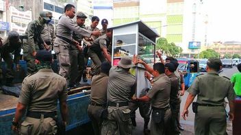 Jusuf Kalla Dukung Ahok Tertibkan PKL Tanah Abang dalam Sejarah Hari Ini, 5 Agustus 2013