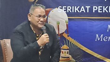 コントラス活動家のテグハ・サントサへの水圧攻撃:これは民主主義に対する攻撃です