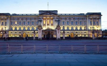 Selain Jalan Rahasia Khusus Ratu Elizabeth II, Ada Apa Lagi di Istana Buckingham?