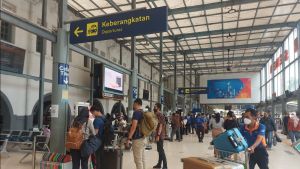 Pasar Senen Station Escalator Built, KAI Passengers Can Depart From Jatinegara