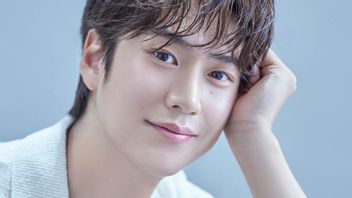 Na In Woo 和 Shin Hae Sun 将出演浪漫剧，1/24