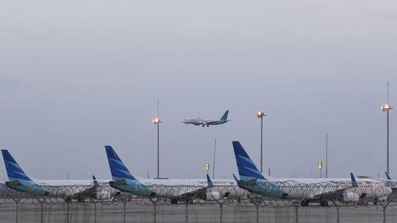 プラボウォは、産業の健康に注意を払いながら、飛行機のチケットを10%下げることをサポートしています