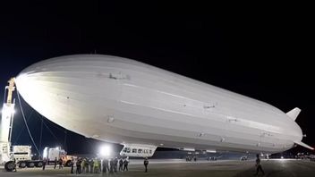 World's Largest Aircraft, Pathfinder 1 Launched, Undergoes First Air Test