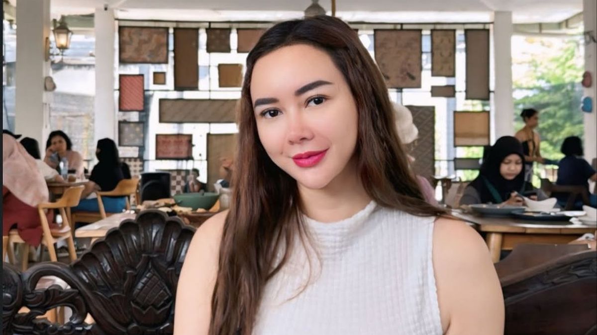 Aura Kasih Deny Rumors of Being Close to Ridwan Kamil, Ready to Report a Fake Account