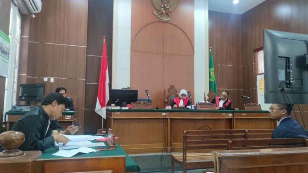 Defendant In Case Of Illegal Cigarette Ownership In Makassar Sentenced To 16 Months In Prison Fines Rp302, 7 Million