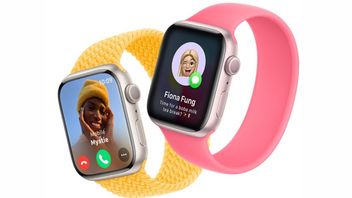L’Apple Watch est suspendue depuis un écran microLED