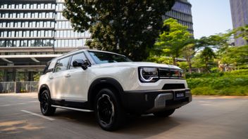 جاكرتا - سرقت سيارة الدفع الرباعي Makin Diminati القوية ، BAIC BJ30 الهجينة انتباه المستهلك خلال GIIAS 2025