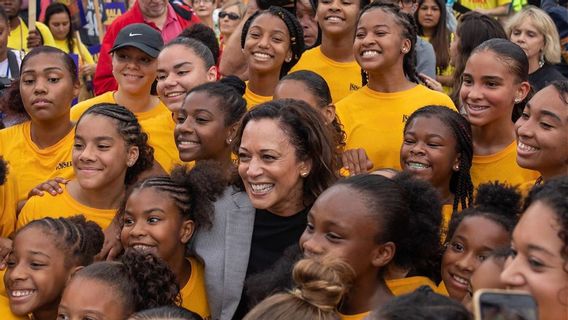 Mengenal Kamala Harris, Calon Wakil Presiden Joe Biden yang Membuat Kubu Trump Ketakutan