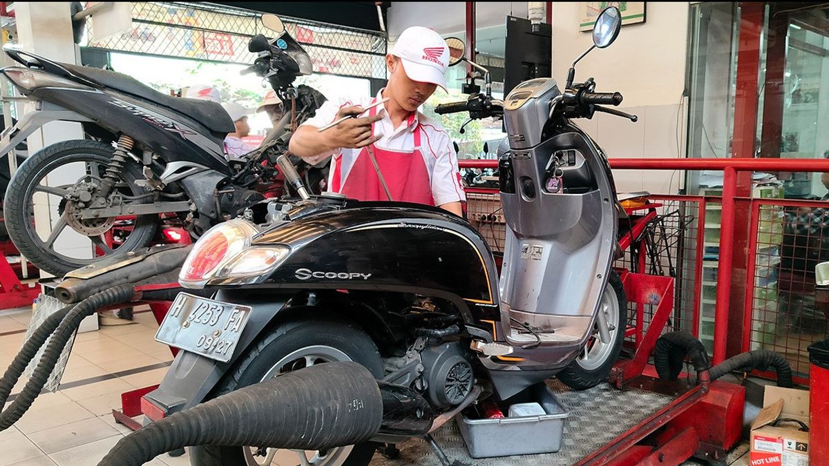 Servis Motor Matic Honda di AHASS 15 hingga 25 Agustus Dapat Diskon 17 Persen