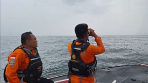 Empat Nelayan yang Hilang di Kepulauan Seribu Ditemukan di Atas  Kapal  yang Terbalik