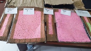 The Circulation Of Imported Ecstasy Pills From The Netherlands Is Thwarted By The West Jakarta Police