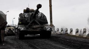 The Ukrainian Military Calls Russia Pull Troops From Opposite Kherson City