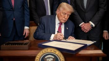 Trump Resmi Cap Ikhwanul Muslimin sebagai Organisasi Teroris Global