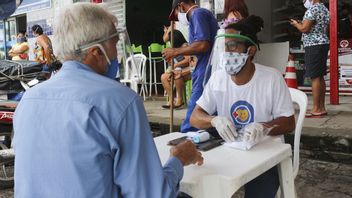 Bukan Lagi Ganti Menteri, Brasil Rombak Kabinet Gara-gara COVID-19