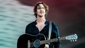 Dean Lewis Keluar dari Universal Music Setelah Kemunculan Skandal Tahun Lalu