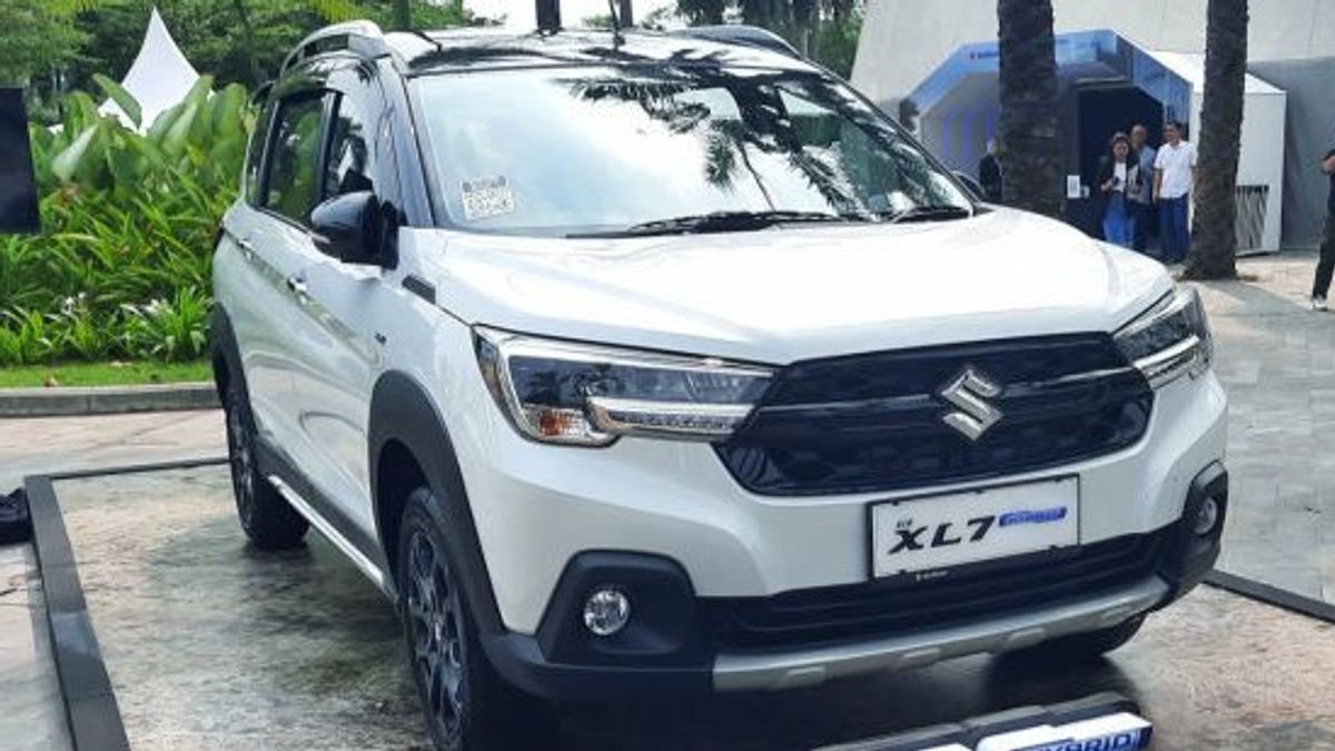 Suzuki Resmi Rilis Model Ketiga dalam Jajaran Hybrid, Suzuki XL7 dengan Harga Menarik