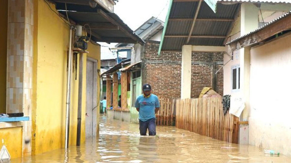 Hujan Deras Picu Sungai Bone Meluap, 2 Kecamatan di Gorontalo Terendam Banjir