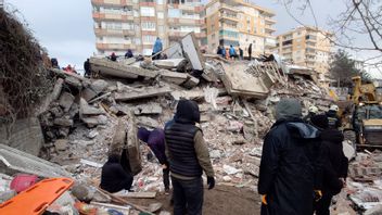 トルコ地震の内外