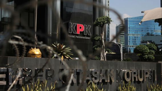 KPK Asked To Complete Durian Cardboard Scandal