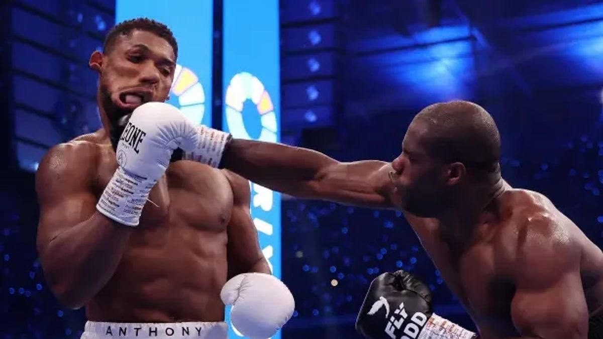 Robohkan Anthony Joshua di Ronde 5, Daniel Dubois Patenkan Gelar Juara Kelas Berat IBF