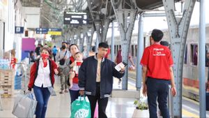 Passengers Robbed In Front Of Tanah Abang Station, Perpetrators Accuse Victims Of Buying Illegal Drugs