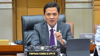 اللجنة الثالثة لمجلس النواب في جمهورية إندونيسيا لتشكيل لجنة إصلاح الشرطة إلى المحكمة في الأسبوع المقبل