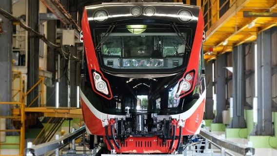 Jabodebek LRT S’est écrasé En Raison D’une Collision à Cibubur, INKA Amènera Le Train à Madiun Pour Réparation