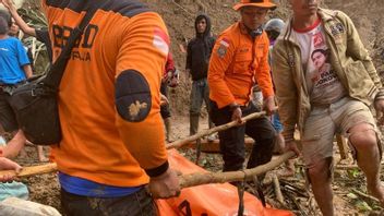 Makassar Basarnas Personnel Still Looking For 2 Missing People Due To Landslides In Toraja