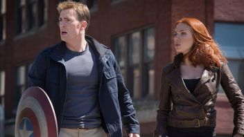 Scarlett Johansson Bakal Reuni dengan Chris Evans dalam <i>Ghosted</i>