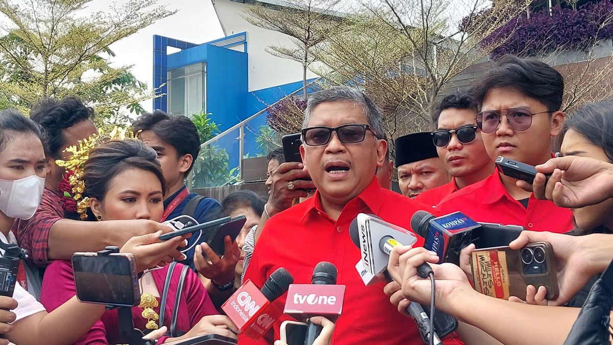 Putar Rekaman Diduga Suara Jokowi Sebut Bisa Kerahkan Penegak Hukum, Sekjen PDIP: Harus Diklarifikasi ke Presiden