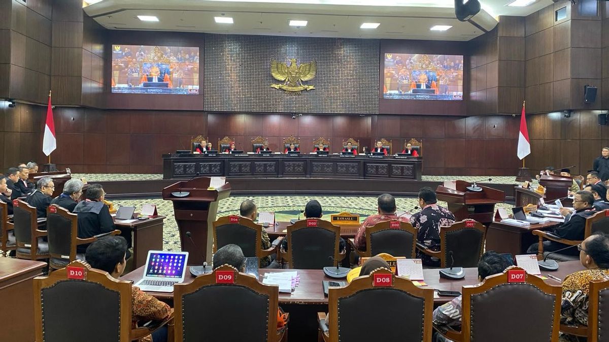 Kubu Anies et Ganjar demandent à mk de présenter au ministre, Tim Prabowo: Nous demandons aussi à la mère de Megawati d’être appelée, ou non?