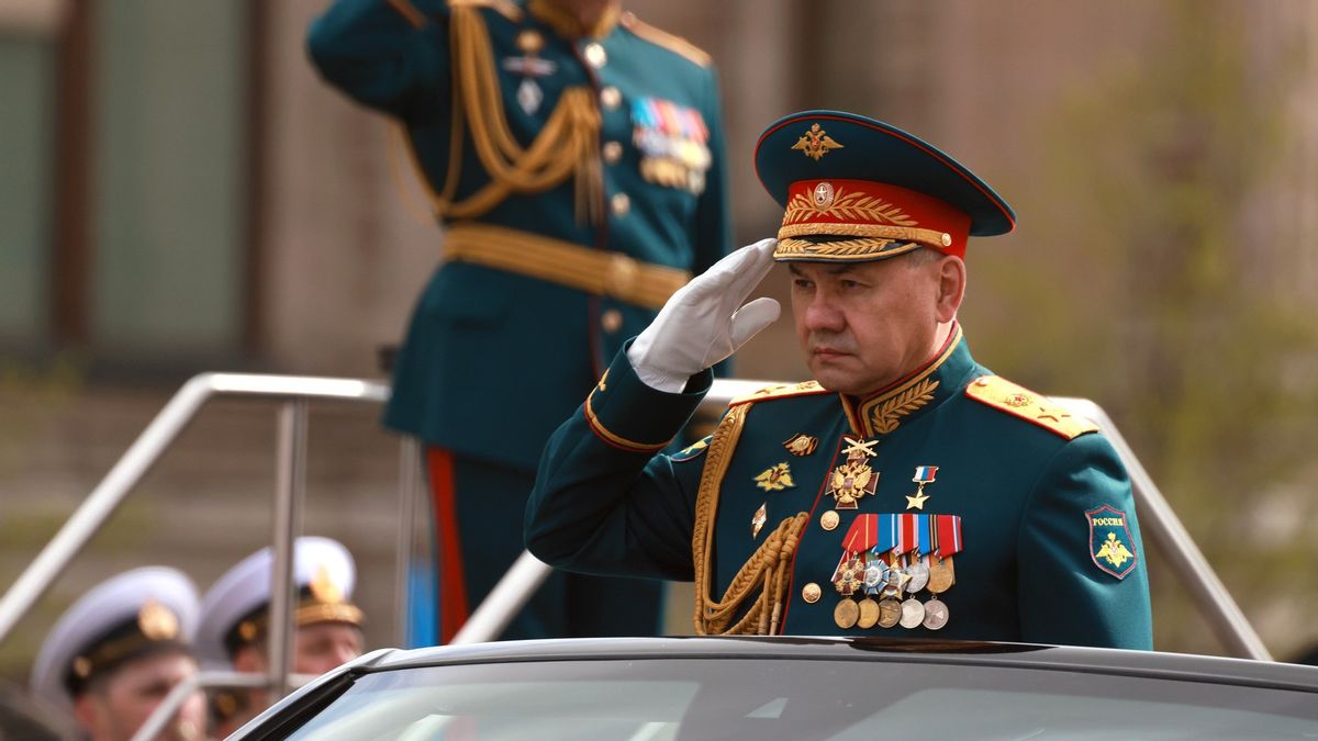 Preventing Ukrainian Rocket And Artillery Attacks, Russian Defense Minister Orders Troops To Step Up Military Operations