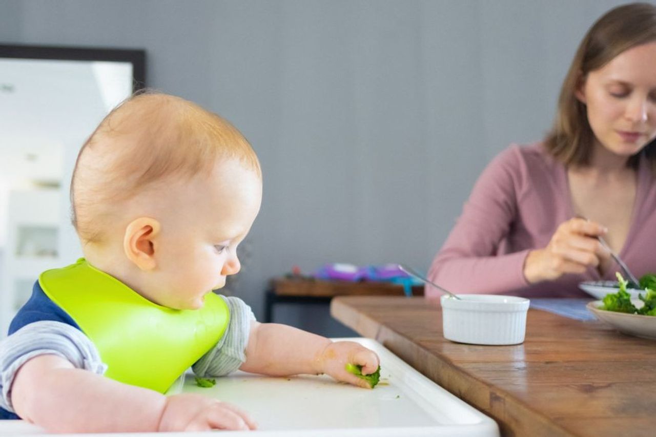 Comment faire de la nourriture d'un bébé de 6 mois pour l'intelligence du cerveau, voici les références