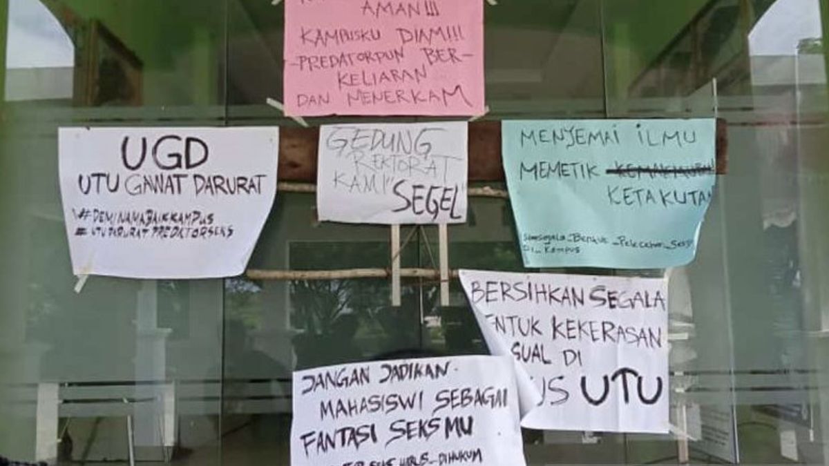 BEM Segel Pintu Rektorat UTU Meulaboh Protes Pelecehan Seksual