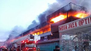 Sudah Olah TKP, Polsek Senen Selidiki Penyebab Kebakaran di Pasar Senen