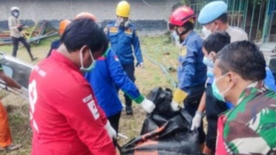 茂物发现了一名无菌男子的尸体,嘴里布满了布料,警方进行了调查