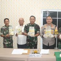 Polres Karimun Usut Penemuan Tas Berisi 9 Kilogram Sabu di Pesisir Pantai