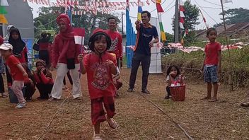 Les enfants de Perum Citra Kencana Bogor célèbrent la fête de l'indépendance en inculquant l'amour de la patrie