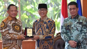 Mendes PDT Temui Mendagri Bahas Program dan Dana Desa