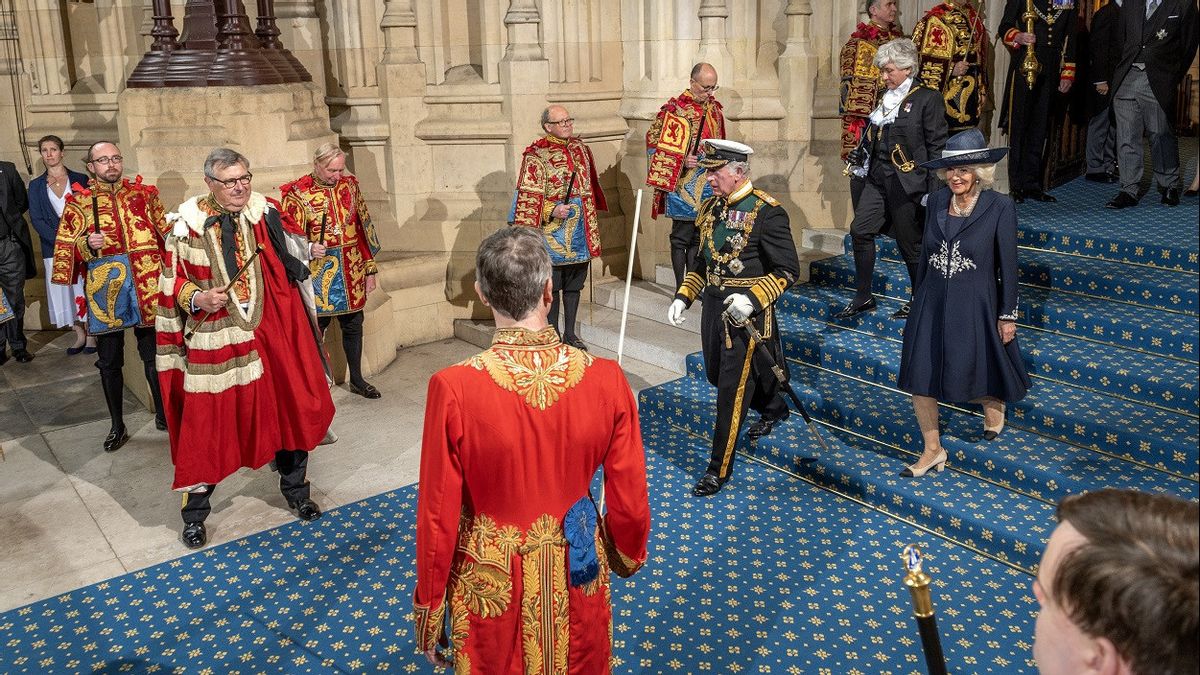 Dinobatkan Hari Ini, Raja Inggris Charles III Gunakan Kursi Bersejarah yang Dipakai Sang Kakek George VI