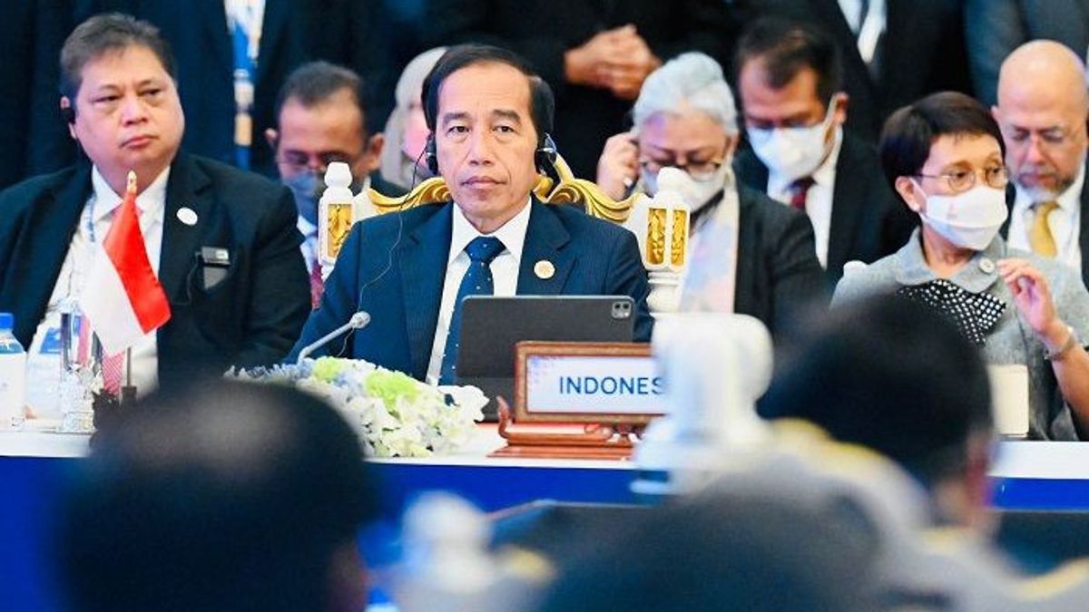 Presiden Jokowi Ajak Para Pemimpin ASEAN Plus Three Bersatu Hadapi Ancaman Krisis Global