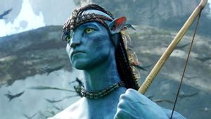 Film Pertama Sukses, James Cameron Buang Naskah <i>Avatar 2</i> yang Ditulis Setahun