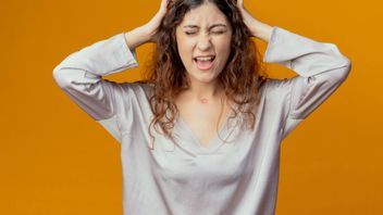 Kenapa Kepala Gatal Padahal Tidak Ada Kutu dan Ketombe? Cek 6 Penyebabnya di Sini 