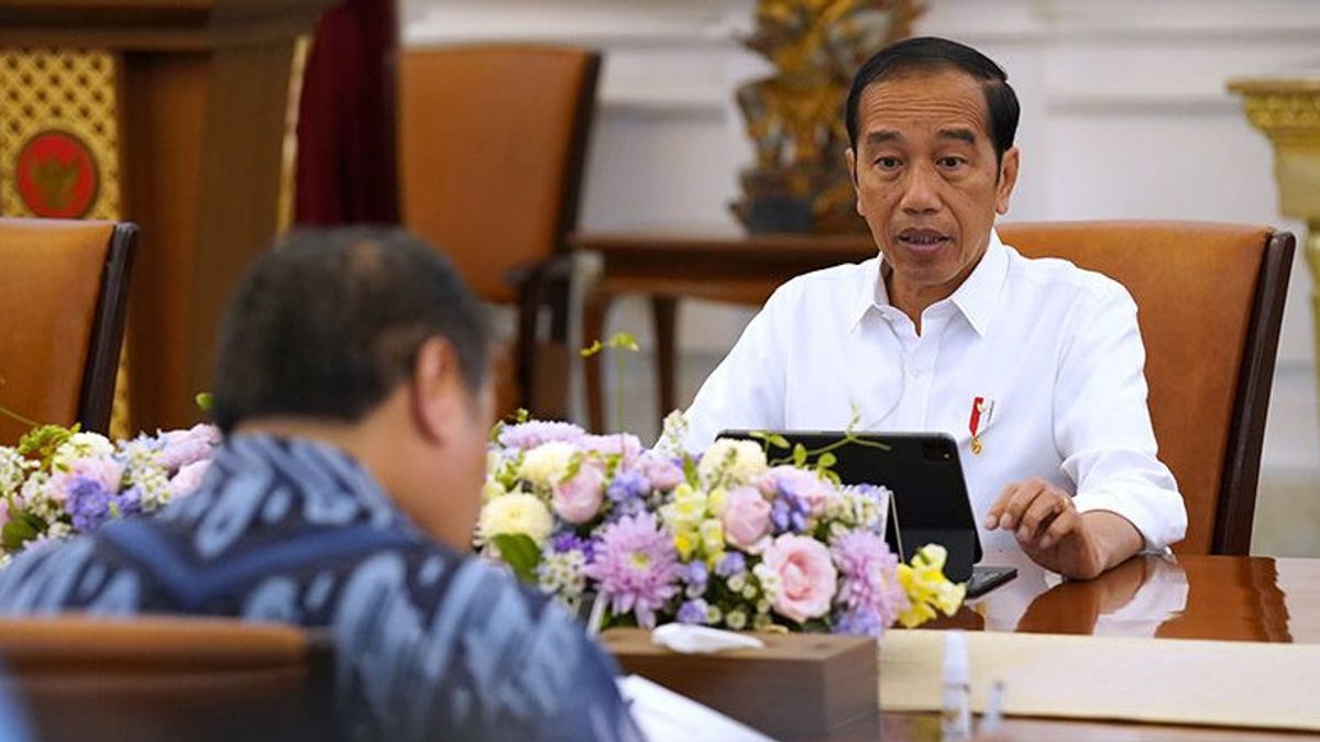 Le président Jokowi a tenu une réunion interne pour les ministres, y compris Prabowo, au palais de Bogor