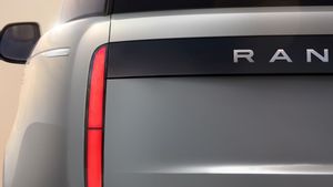 Bakal Hadir Tahun Ini, Peminat Range Rover EV Terhitung Lebih dari 16.000 Pelanggan