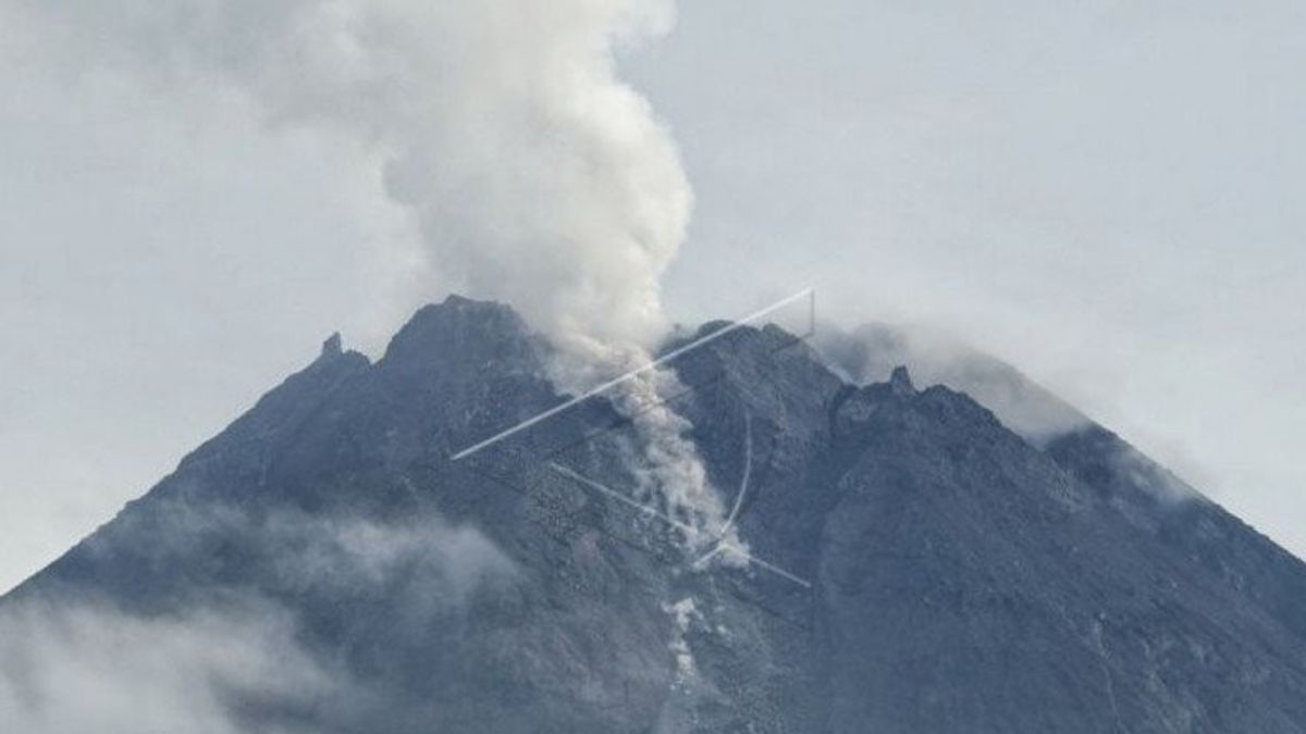 Merapi Emits Three Lava Drops As Far As 400-500 Meters