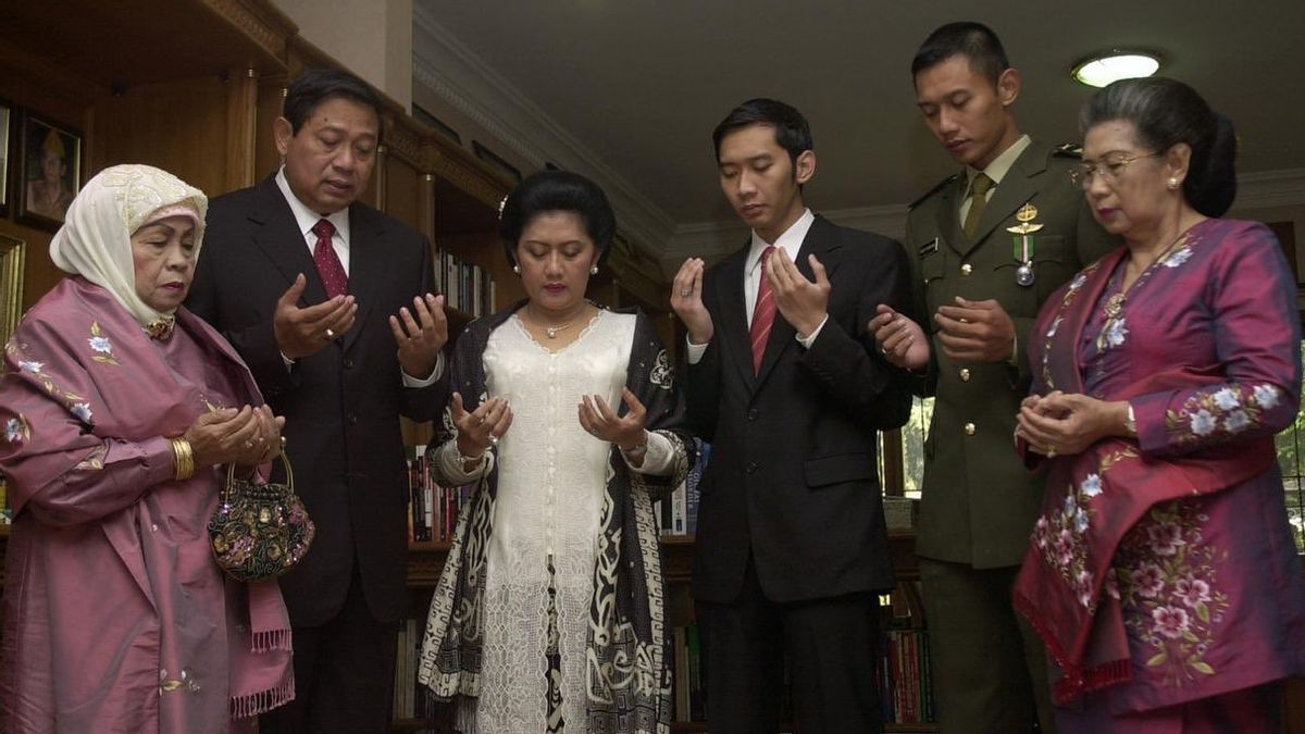 SBY- AHY: Ayah dan Anak Peraih Gelar Lulusan Akmil Terbaik