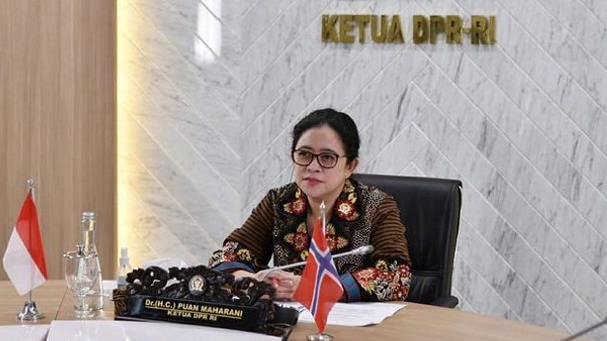 A Declaration Of Puan's Volunteer In Central Java Emphasize That Ganjar Is Not PDIP's Choice
