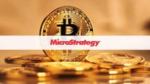 MicroStrategy Jual Saham Rp32 Triliun untuk Beli Bitcoin